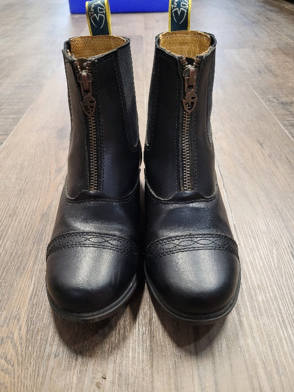 Moretta Zip Up Paddock Boots size 3