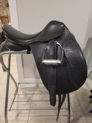 Mondega Dressage Saddle 18" Medium